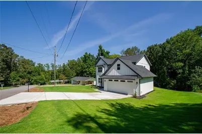 4450 Roberta Circle, Gainesville, GA 30506 - Photo 4