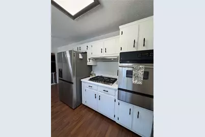 1709 Elizabeth Court SW, Conyers, GA 30094 - Photo 8