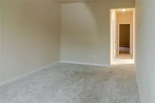 574 Caledon Way, Hampton, GA 30228 - Photo 4