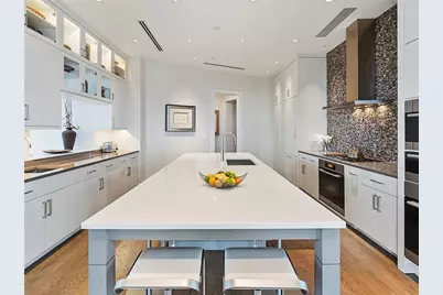 3376 Peachtree Road NE #44B, Atlanta, GA 30326 - Photo 10