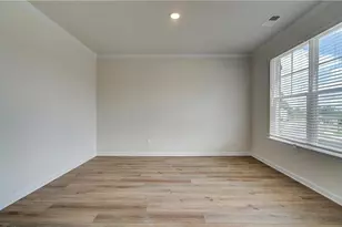 1846 Kingsmere Run Dr, Loganville, GA 30052 - Photo 4