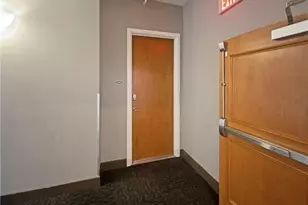 560 Dutch Valley Rd NE, Atlanta, GA 30324 - Photo 8