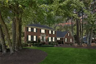 4891 Forestglade Ct, Stone Mountain, GA 30087 - Photo 2