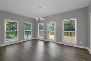 135 Little Haynes Dr, Loganville, GA 30052 - Photo 8