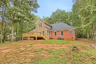135 Little Haynes Dr, Loganville, GA 30052 - Photo 2