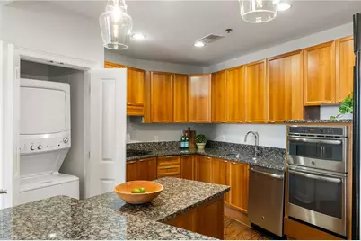 2881 Peachtree Road NE #702, Atlanta, GA 30305 - Photo 26