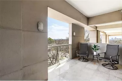 2881 Peachtree Road NE #702, Atlanta, GA 30305 - Photo 8