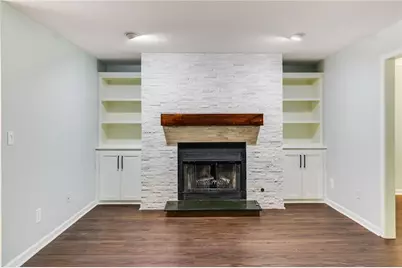 807 Wynnes Ridge Circle #807, Marietta, GA 30067 - Photo 6