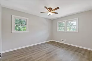 551 Briggs Cir SW, Lilburn, GA 30047 - Photo 16