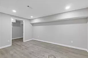 551 Briggs Cir SW, Lilburn, GA 30047 - Photo 22