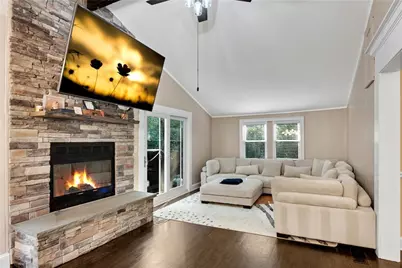 2735 Skyland Drive NE, Atlanta, GA 30319 - Photo 12