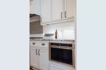 2813 W Roxboro Road NE, Atlanta, GA 30324 - Photo 32