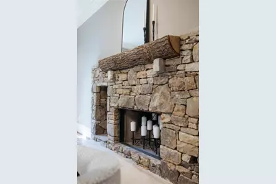 2813 W Roxboro Road NE, Atlanta, GA 30324 - Photo 10