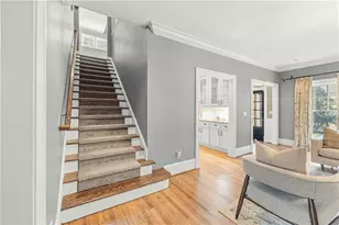 2813 W Roxboro Rd NE, Atlanta, GA 30324 - Photo 14