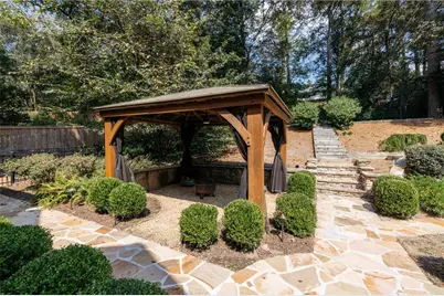 2813 W Roxboro Road NE, Atlanta, GA 30324 - Photo 94