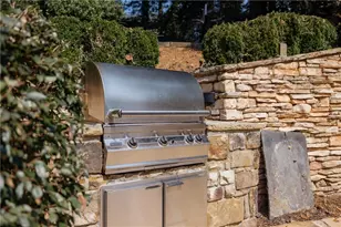 2813 W Roxboro Rd NE, Atlanta, GA 30324 - Photo 102