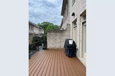 3676 Brookhaven Manor Crossing NE, Atlanta, GA 30319 - Photo 12
