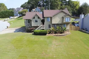 2067 York River Way, Suwanee, GA 30024 - Photo 2