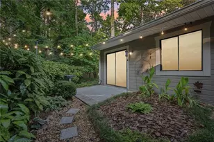 2955 Torreya Way SE, Marietta, GA 30067 - Photo 2