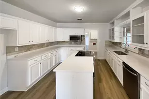 1104 Maple Dr, Griffin, GA 30224 - Photo 6