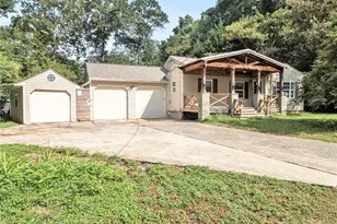 88 Greenwood St, Fairburn, GA 30213 - Photo 1