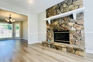 1391 Warrenton Hunt, Lawrenceville, GA 30043 - Photo 8