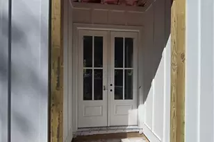 3910 W Cooper Lake Dr SE, Smyrna, GA 30082 - Photo 2