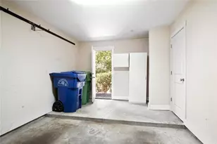 220 Semel Cir NW, Atlanta, GA 30309 - Photo 28