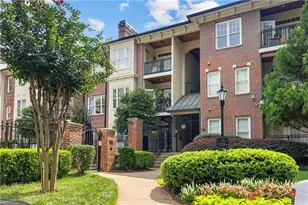 825 Highland Ln NE, Atlanta, GA 30306 - Photo 2