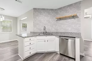 3637 Oakland Spring Ct, Snellville, GA 30039 - Photo 8