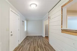 131 Mountain View Dr, Gainesville, GA 30501 - Photo 10