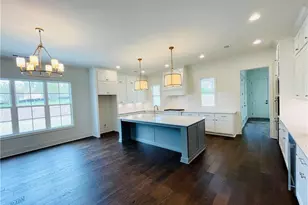 212 Suwanee Ave, Suwanee, GA 30024 - Photo 8