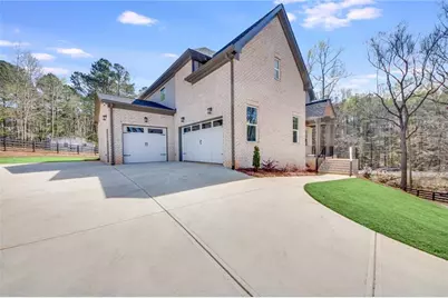 603 Old Peachtree Road NE, Lawrenceville, GA 30043 - Photo 2