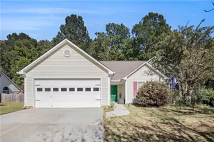 421 Arrowhatchee Dr, Winder, GA 30680 - Photo 1