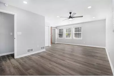 2180 E Chester Circle SE, Conyers, GA 30013 - Photo 28