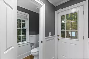 1905 Gainsborough Dr, Atlanta, GA 30341 - Photo 18