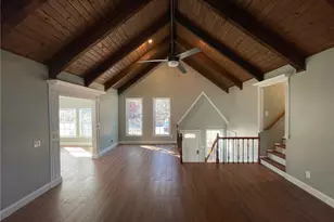 2570 Rocky Springs Dr, Marietta, GA 30062 - Photo 6