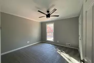 2570 Rocky Springs Dr, Marietta, GA 30062 - Photo 16