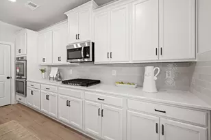 3296 Lions Ruby Ln, Atlanta, GA 30349 - Photo 18