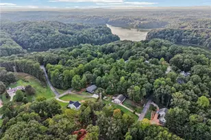 3662 Lakeview Dr, Gainesville, GA 30501 - Photo 40