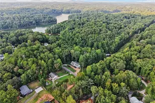 3662 Lakeview Dr, Gainesville, GA 30501 - Photo 38