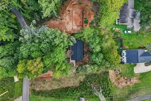 3662 Lakeview Dr, Gainesville, GA 30501 - Photo 36