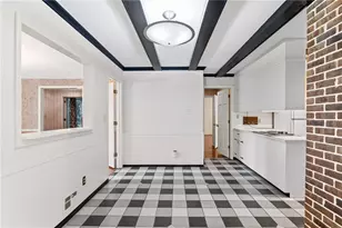 965 Heards Ferry Rd, Atlanta, GA 30328 - Photo 30