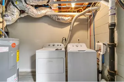 2699 Lincoln Court NW, Atlanta, GA 30318 - Photo 32