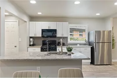 2699 Lincoln Court NW, Atlanta, GA 30318 - Photo 14