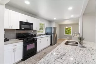 2699 Lincoln Ct NW, Atlanta, GA 30318 - Photo 12