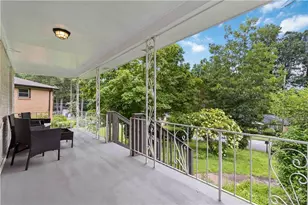 2699 Lincoln Ct NW, Atlanta, GA 30318 - Photo 4