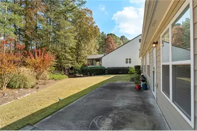 1943 Jameson Circle, Lawrenceville, GA 30043 - Photo 4