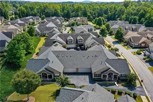 219 Orchards Cir, Woodstock, GA 30188 - Photo 32