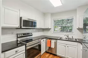 311 Peachtree Hills Ave NE, Atlanta, GA 30305 - Photo 16